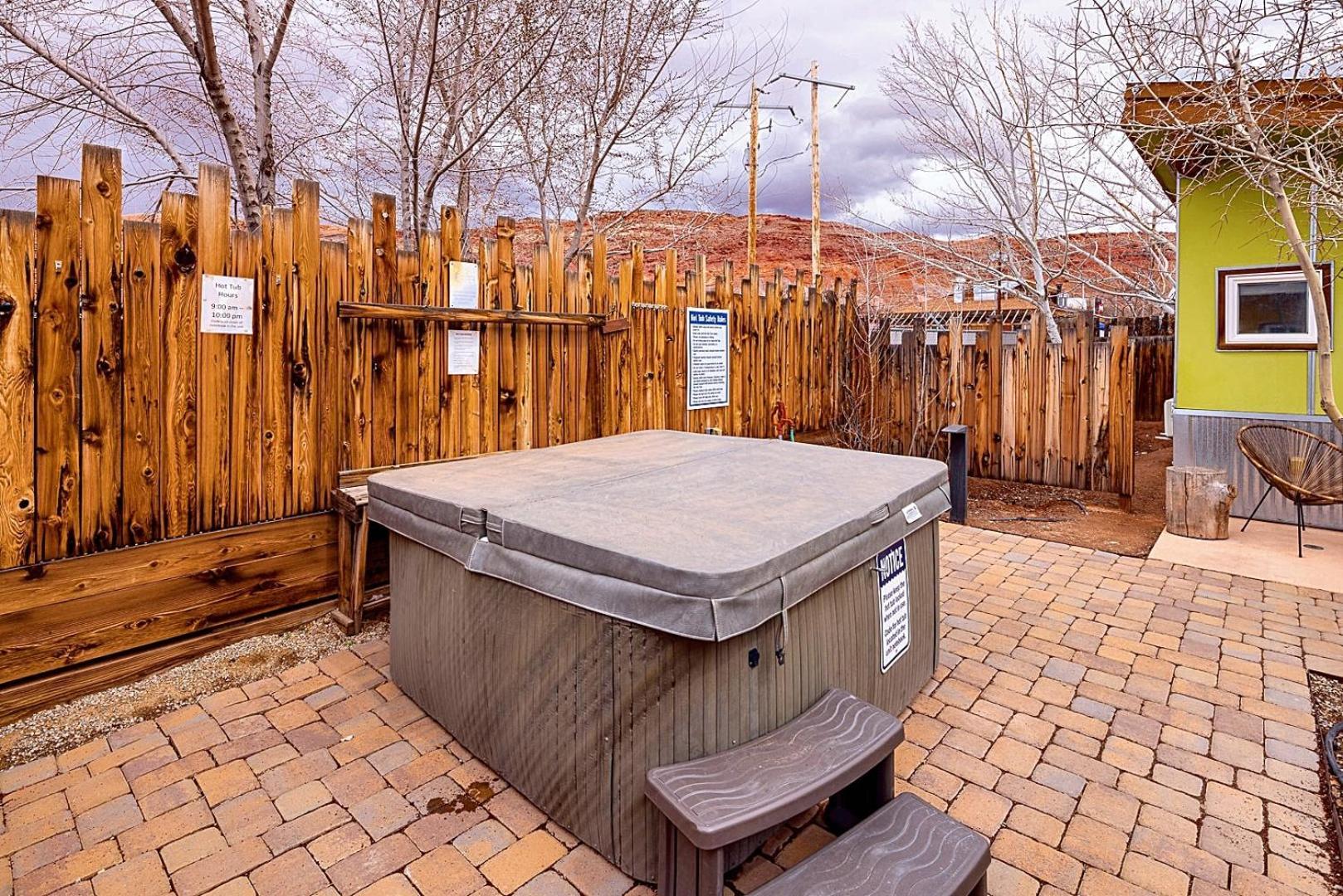 Downtown Kokopelli West 6 - Newly Remodeled Stylish Studio Moab Εξωτερικό φωτογραφία